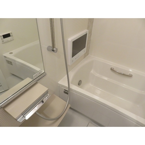 バス・シャワールーム　弊社は都内全域の物件をご紹介可能です！