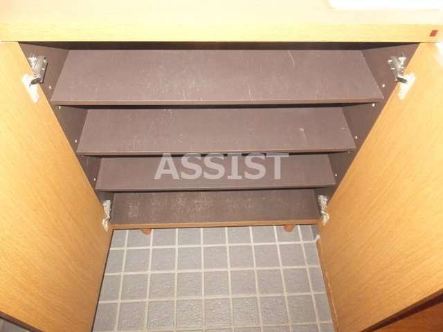 玄関　先行申込受付中♪お電話がご案内スムーズです♪オンラインもOK