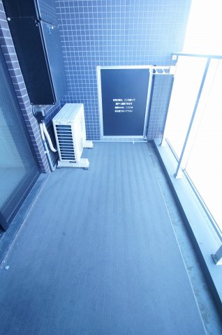 バルコニー　広々としたバルコニーです