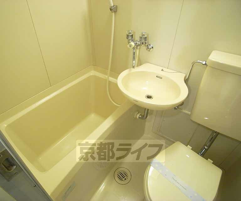 バス・シャワールーム　バスです。