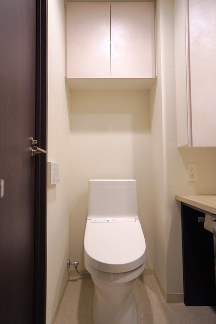 トイレ　※写真は同タイプ住戸です。