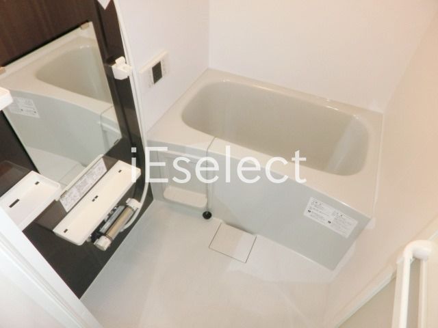 バス・シャワールーム　追い焚きできますよ。