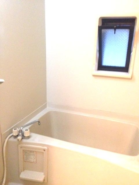 バス・シャワールーム　バスルーム