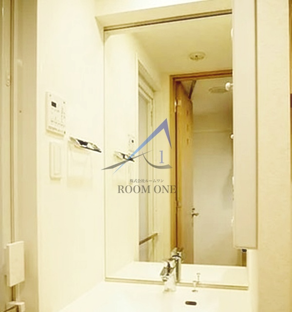 洗面設備　洗面台です。