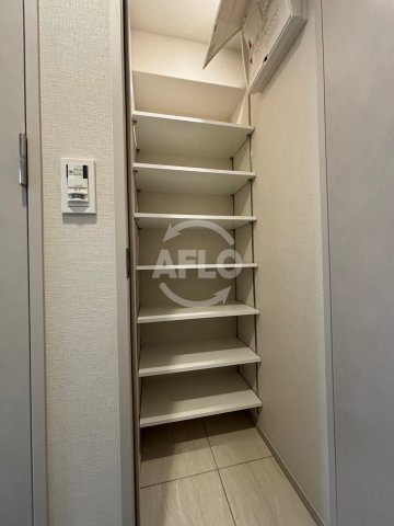 収納　ソルティア大阪同心　収納