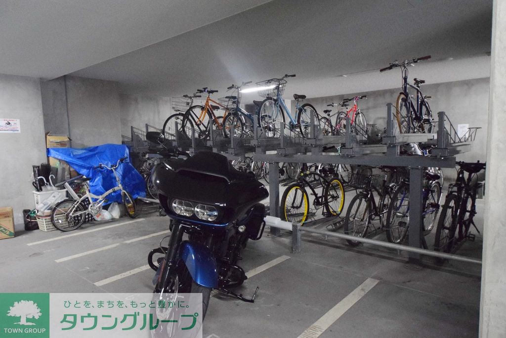 駐車場　駐車場