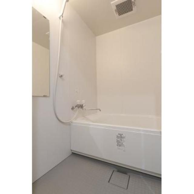 バス・シャワールーム　※写真は同タイプ住戸です。