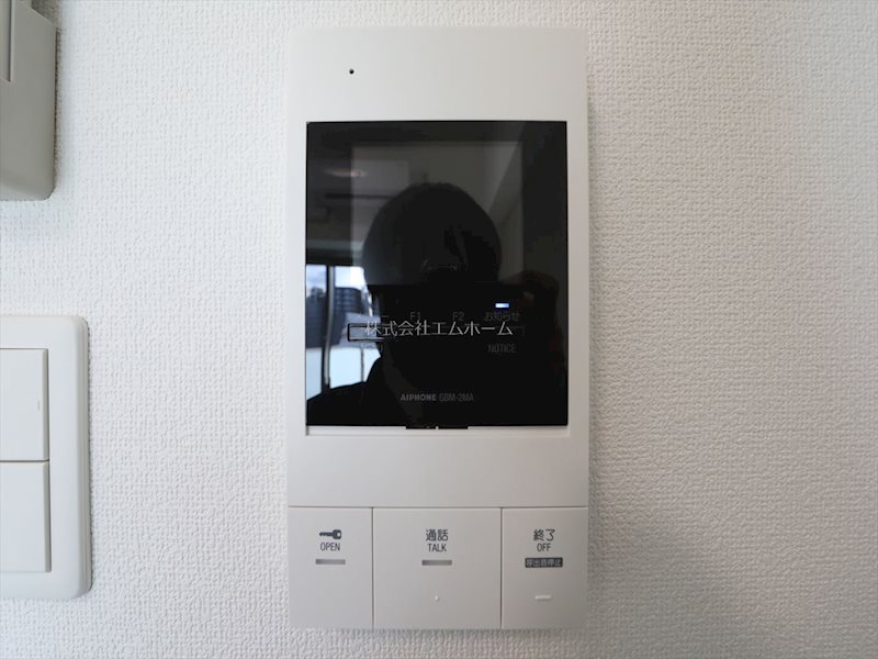 セキュリティ　TVモニター付インターホン完備
