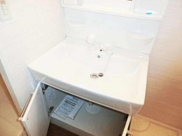 洗面設備　独立洗面化粧台付きでおすすめです！