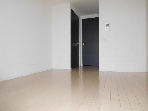 居室・リビング　室内