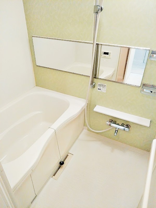 バス・シャワールーム　※写真は他部屋使用しています