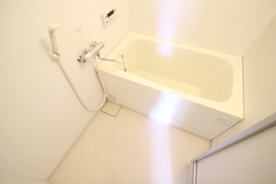 バス・シャワールーム　※他部屋の写真です。