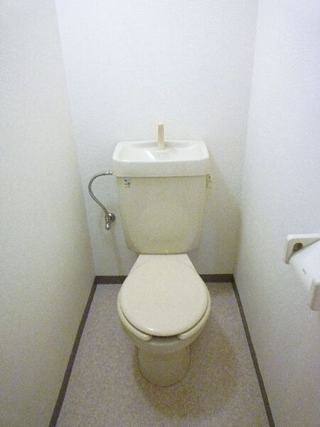 トイレ　バストイレ別！