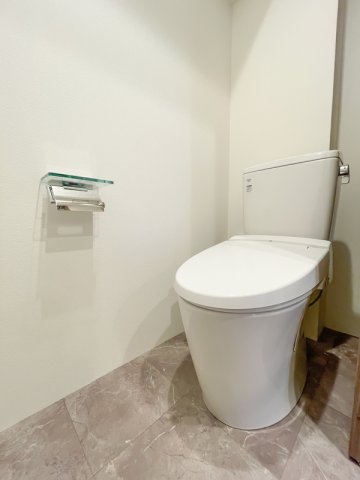 トイレ　清潔感のあるトイレです