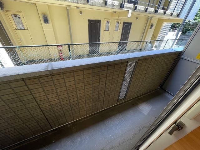 バルコニー　別部屋参考写真です