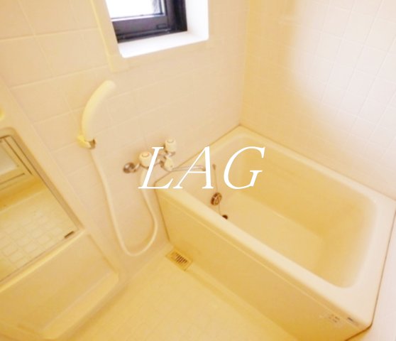 バス・シャワールーム　お風呂です。