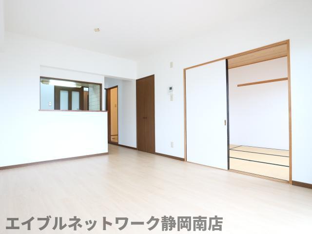 居室・リビング　ゆったり過ごせるリビングです