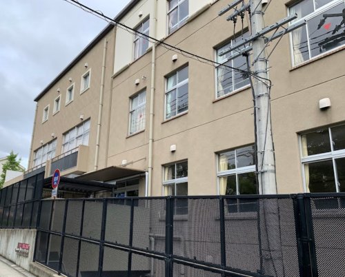 小学校　神戸市立高羽小学校（小学校）まで618m