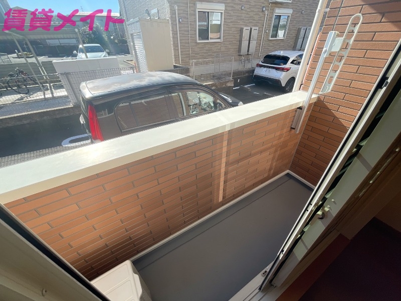 バルコニー　別部屋反転写真です