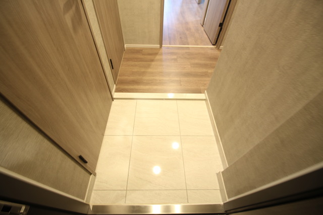 玄関　※参考写真