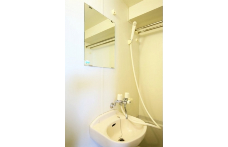 洗面設備　同建物参考写真