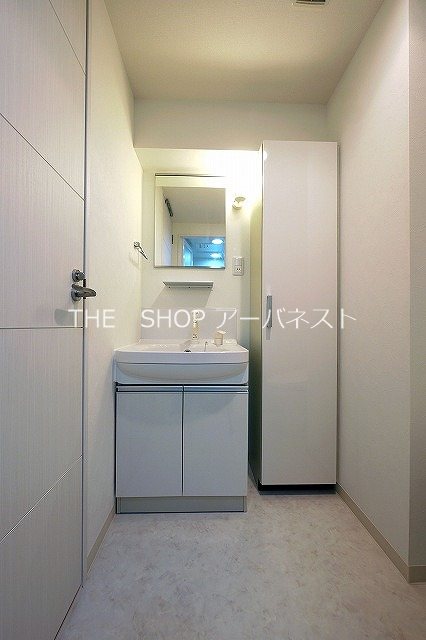 洗面設備　独立洗面台完備