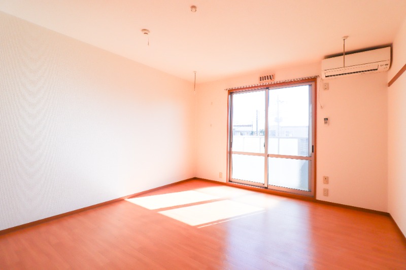 居室・リビング　図面と現状に相違がある場合には現状を優先