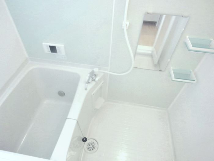 バス・シャワールーム　追焚き付のお風呂　シャワー付