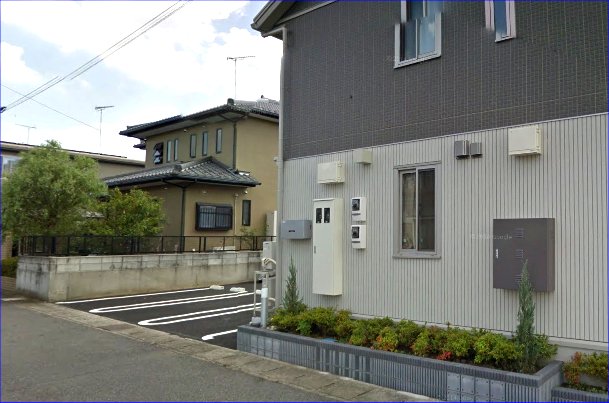 駐車場　敷地内駐車スペース