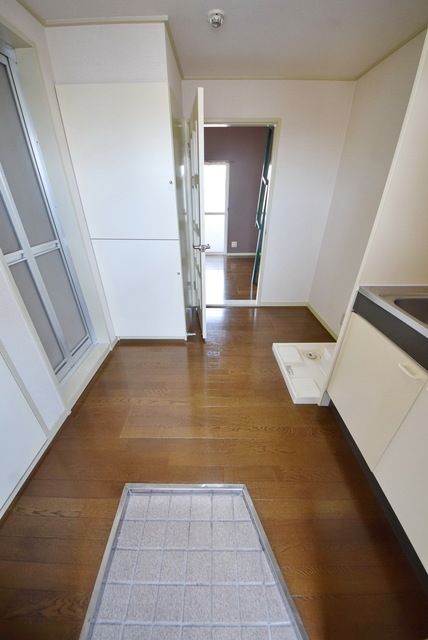 玄関　★お問い合わせはタウンハウジングまで★