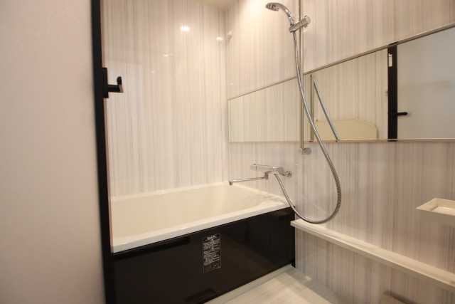 バス・シャワールーム　※別室の参考写真の為、現況優先です。