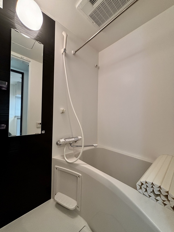 バス・シャワールーム　３０２号室の写真となります