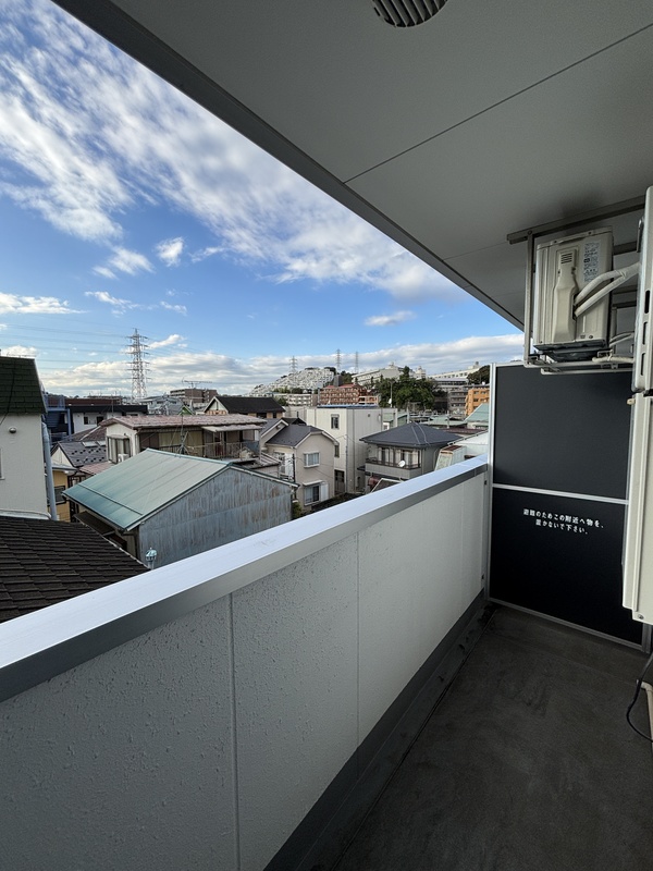 バルコニー　３０２号室の写真となります