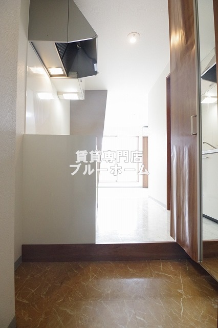 玄関　キレイな玄関スペース！