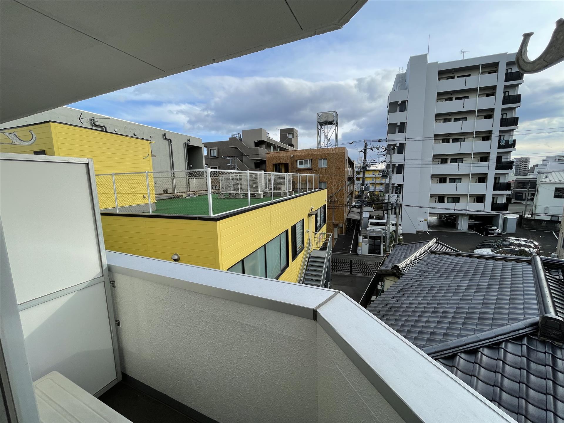 バルコニー　洗濯物が干せるバルコニーです