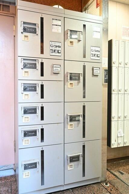 その他共有部分　コインランドリー