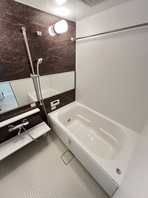 バス・シャワールーム