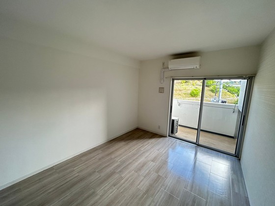 居室・リビング　※別部屋の写真です