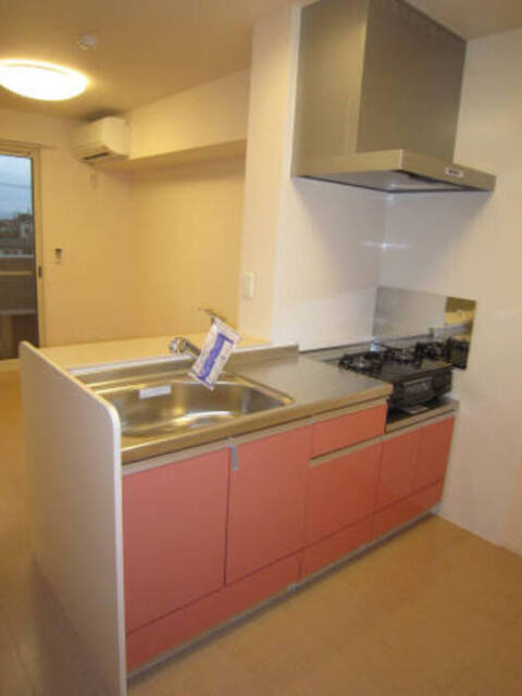 キッチン　３０１号室　キッチン
