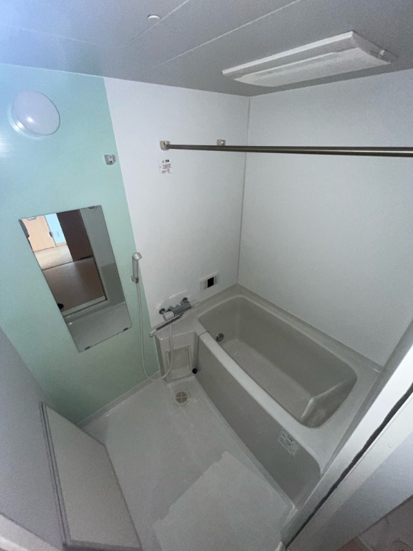 バス・シャワールーム　※他部屋参考写真