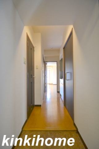 洗面設備　写真は別のお部屋のものでございます