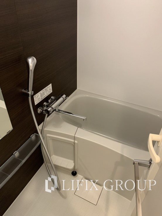 バス・シャワールーム　風呂