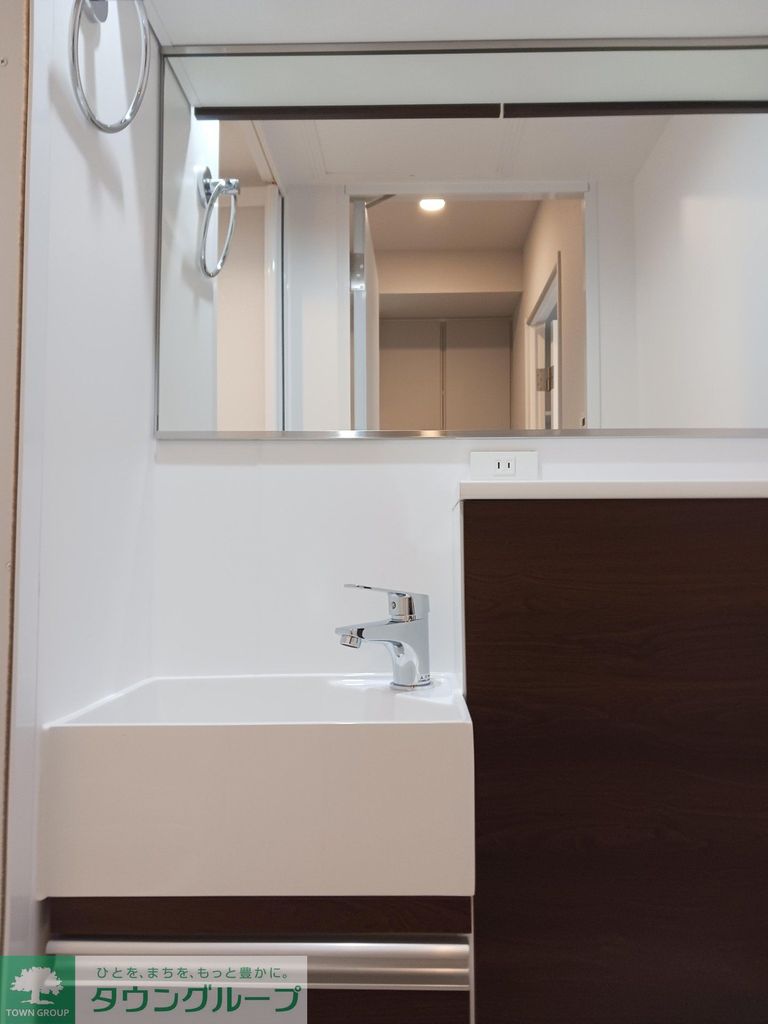 洗面設備　収納