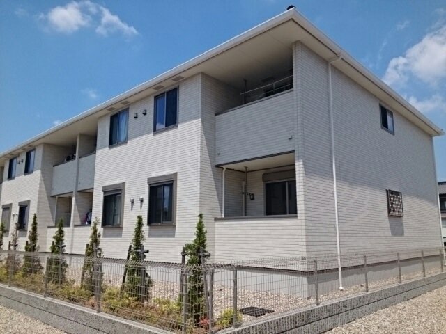 建物外観　落ち着いた雰囲気の外観です