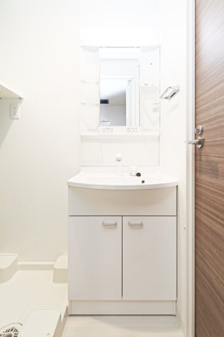 洗面設備　別号室です。現状優先になります。