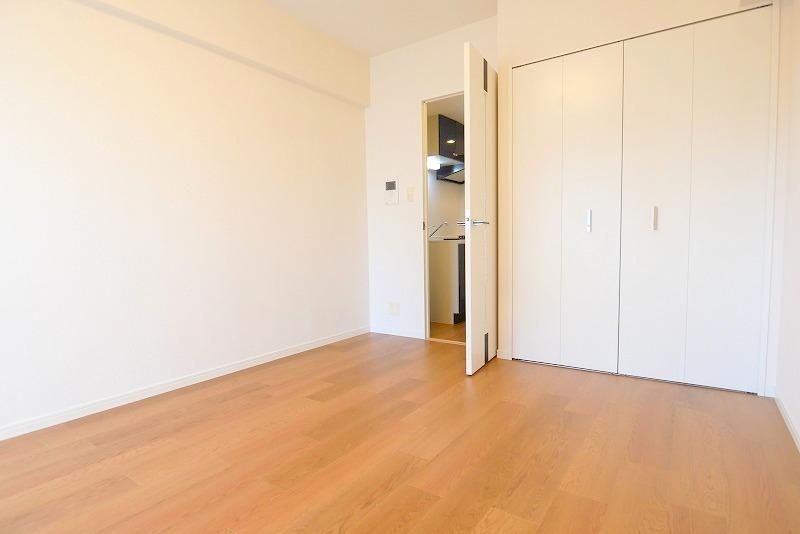 居室・リビング　（別タイプ参考写真）ARTESSIMO LINK ROSSO