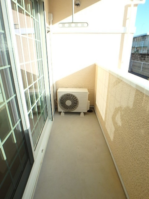 バルコニー　図面と現状に相違がある場合には現状を優先