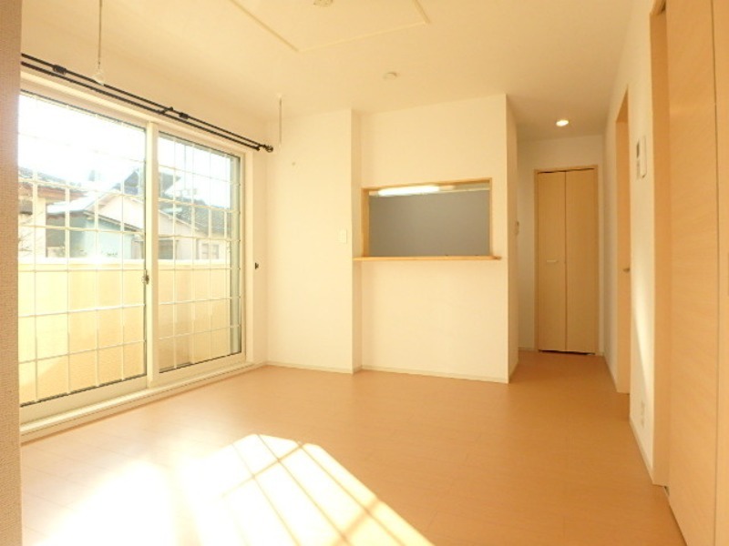 居室・リビング　図面と現状に相違がある場合には現状を優先