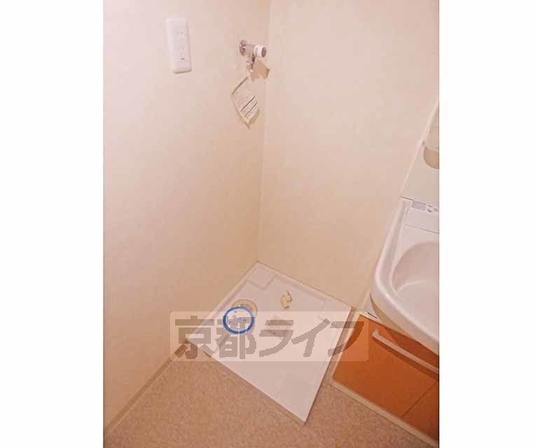 その他設備　洗濯機が置けます。