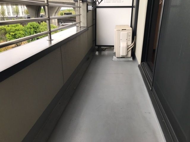 バルコニー　※別のお部屋の写真です